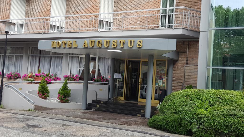 Hotel Augustus Fano Exterior photo